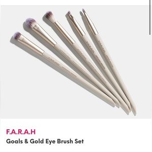5 ct Farah eyeshadow brush set New in package